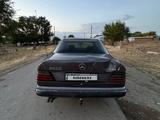 Mercedes-Benz E 260 1991 года за 850 000 тг. в Тараз – фото 4