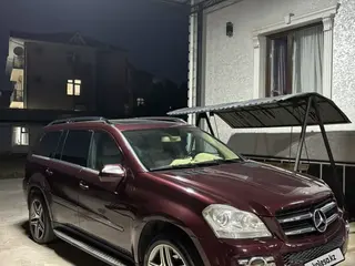Mercedes-Benz GL 550