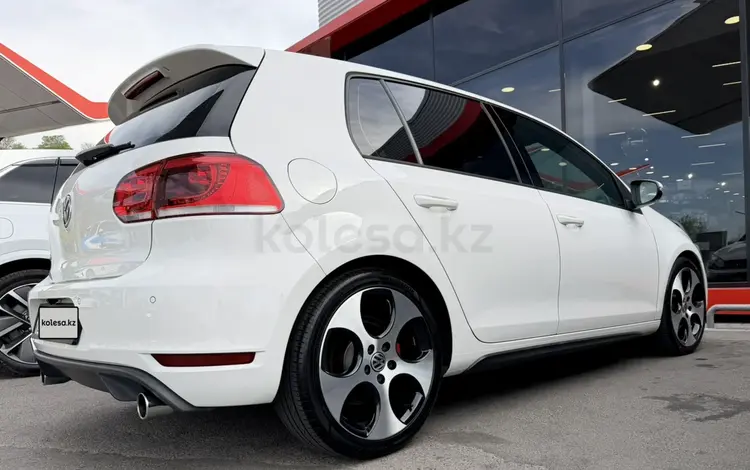 Volkswagen Golf 2011 годаүшін10 500 000 тг. в Алматы