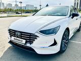 Hyundai Sonata 2022 года за 15 300 000 тг. в Астана