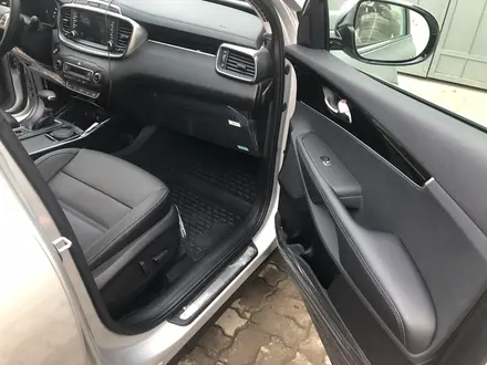 Kia Sorento 2018 года за 15 500 000 тг. в Алматы – фото 7