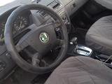 Skoda Fabia 2003 годаfor1 850 000 тг. в Атырау – фото 3