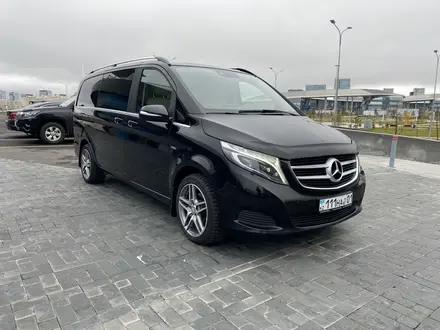 Mercedes V class в Астана