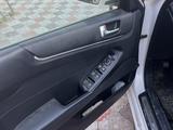 Kia K7 2010 года за 3 200 000 тг. в Атырау – фото 5