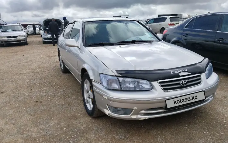 Toyota Camry 2000 года за 2 900 000 тг. в Актобе