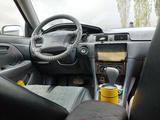 Toyota Camry 2000 годаүшін2 900 000 тг. в Актобе – фото 5