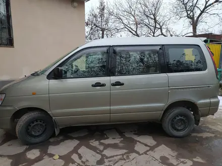 Toyota Lite Ace 1996 года за 2 500 000 тг. в Алматы – фото 2