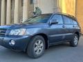 Toyota Highlander 2003 годаfor6 500 000 тг. в Семей