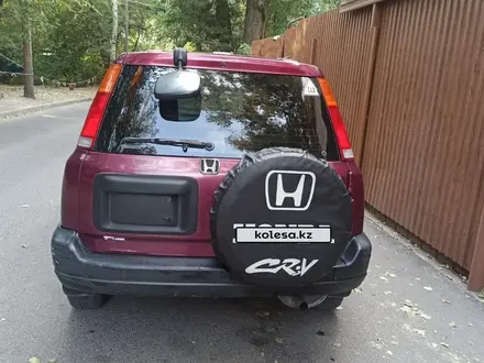 Honda CR-V 1996 года за 2 300 000 тг. в Алматы – фото 2