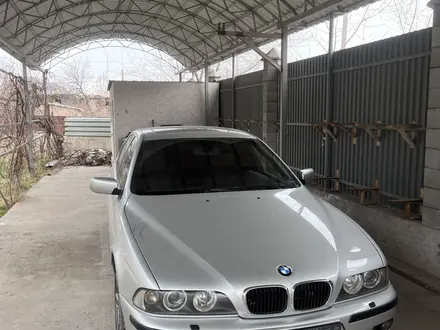 BMW 530 2000 года за 4 000 000 тг. в Шымкент