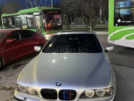 BMW 530 2000 года за 4 000 000 тг. в Шымкент – фото 8