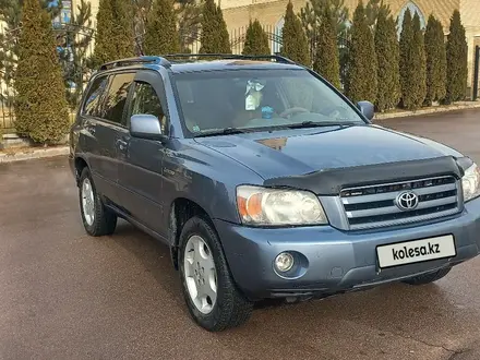 Toyota Highlander 2004 года за 6 200 000 тг. в Алматы – фото 3