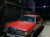 Mercedes-Benz E 200 1989 года за 650 000 тг. в Алматы