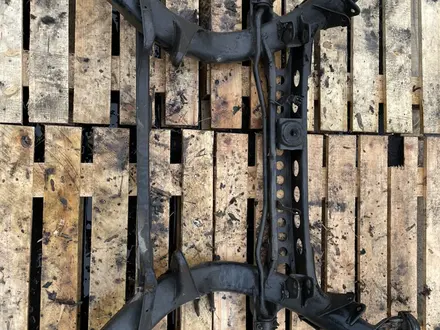 Балка Подрамник Передняя Задняя за 5 000 тг. в Караганда – фото 5