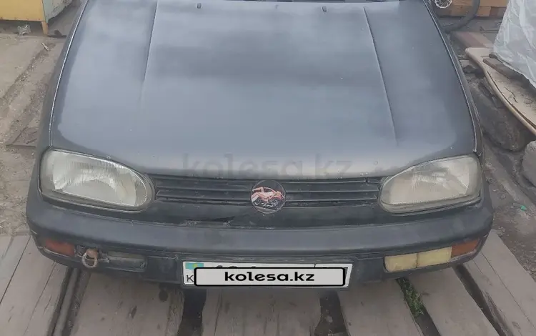 Volkswagen Golf 1993 года за 600 000 тг. в Астана