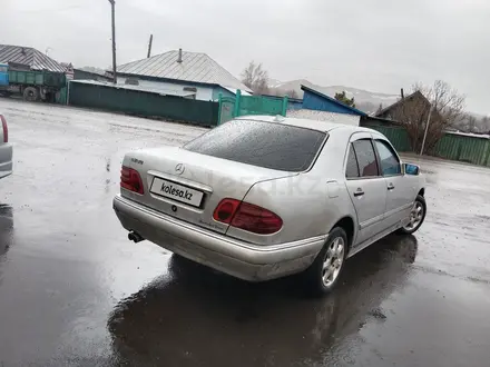 Mercedes-Benz E 280 1997 года за 2 850 000 тг. в Усть-Каменогорск – фото 3