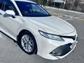 Toyota Camry 2019 года за 13 000 000 тг. в Шымкент