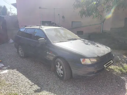 Toyota Carina E 1997 года за 1 800 000 тг. в Шымкент