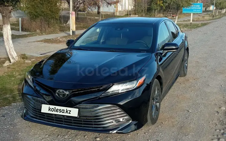 Toyota Camry 2018 года за 12 000 000 тг. в Шымкент