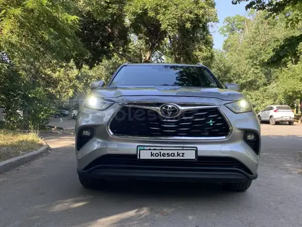 Toyota Highlander 2024 года за 26 000 000 тг. в Алматы – фото 2