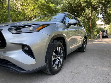 Toyota Highlander 2024 года за 26 000 000 тг. в Алматы – фото 4