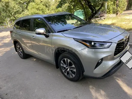 Toyota Highlander 2024 года за 26 000 000 тг. в Алматы – фото 5