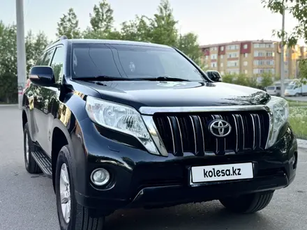 Toyota Land Cruiser Prado 2014 года за 13 700 000 тг. в Астана – фото 2