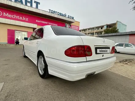 Mercedes-Benz E 240 1998 года за 3 500 000 тг. в Жанаозен – фото 12