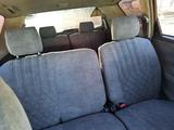 Toyota Ipsum 2002 годаүшін4 500 000 тг. в Актобе – фото 2