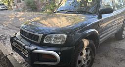 Toyota RAV4 1996 года за 2 000 000 тг. в Астана
