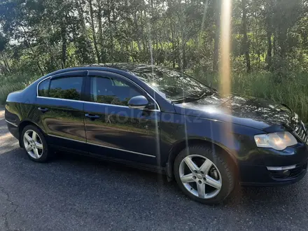 Volkswagen Passat 2005 года за 4 500 000 тг. в Петропавловск – фото 3