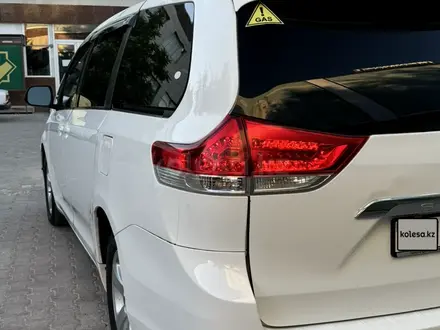 Toyota Sienna 2014 года за 11 000 000 тг. в Кызылорда – фото 15