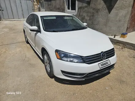 Volkswagen Passat 2013 года за 2 200 000 тг. в Актау