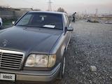 Mercedes-Benz E 200 1993 годаүшін2 250 000 тг. в Шымкент