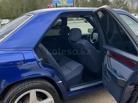 Mercedes-Benz E 220 1993 года за 5 000 000 тг. в Караганда – фото 9