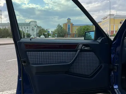 Mercedes-Benz E 220 1993 года за 5 000 000 тг. в Караганда – фото 11