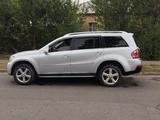 Mercedes-Benz GL 450 2009 года за 6 000 000 тг. в Астана – фото 3