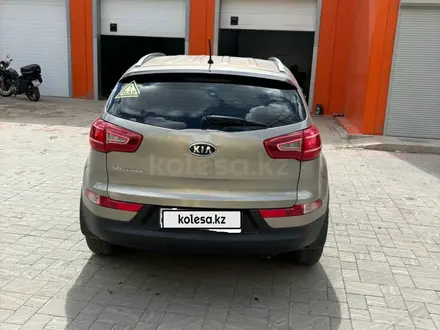 Kia Sportage 2010 года за 6 600 000 тг. в Актобе – фото 2