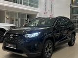 Toyota RAV4 Prestige 2025 года за 19 900 000 тг. в Астана