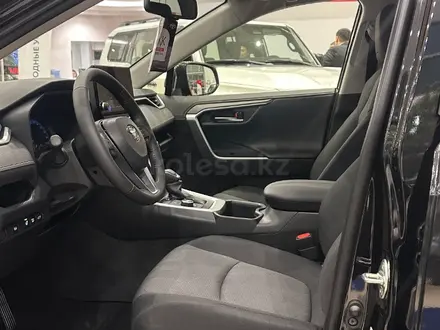 Toyota RAV4 Prestige 2025 года за 19 390 000 тг. в Астана – фото 12