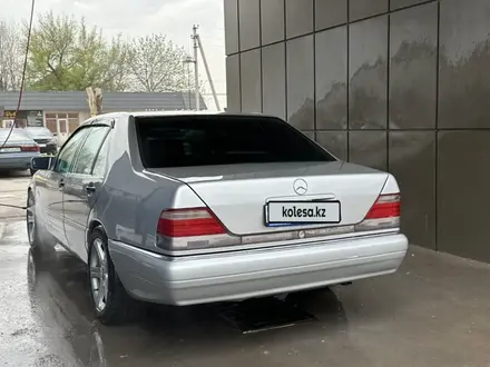 Mercedes-Benz S 320 1996 года за 4 000 000 тг. в Алматы – фото 2