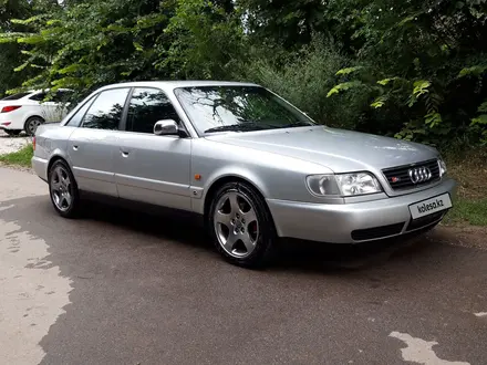 Audi A6 1994 года за 4 000 000 тг. в Алматы – фото 11