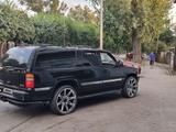 GMC Yukon 2001 года за 7 300 000 тг. в Алматы – фото 5