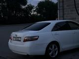 Toyota Camry 2007 годаүшін6 500 000 тг. в Алматы – фото 3