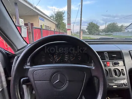 Mercedes-Benz C 200 1993 года за 1 900 000 тг. в Кокшетау – фото 4