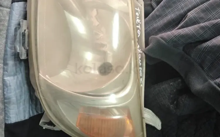 Toyota Hilux передный фара за 1 101 тг. в Алматы