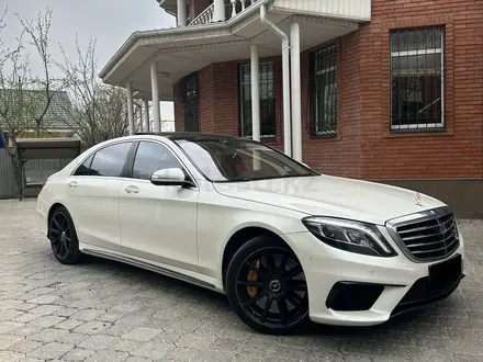 Mercedes-Benz S 63 AMG 2015 года за 31 000 000 тг. в Астана