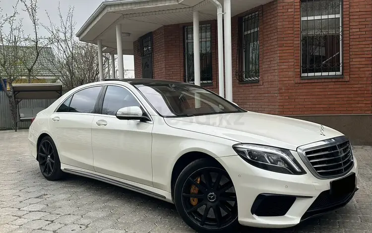 Mercedes-Benz S 63 AMG 2015 года за 31 000 000 тг. в Астана