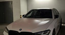 BMW 530 2022 года за 28 000 000 тг. в Алматы – фото 3