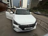 Hyundai Elantra 2020 года за 7 950 000 тг. в Алматы – фото 3